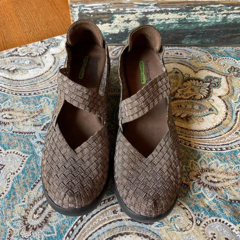 BareTraps Kassie Metallic Bronze Woven Mary Jane Wedge Shoes Size 9